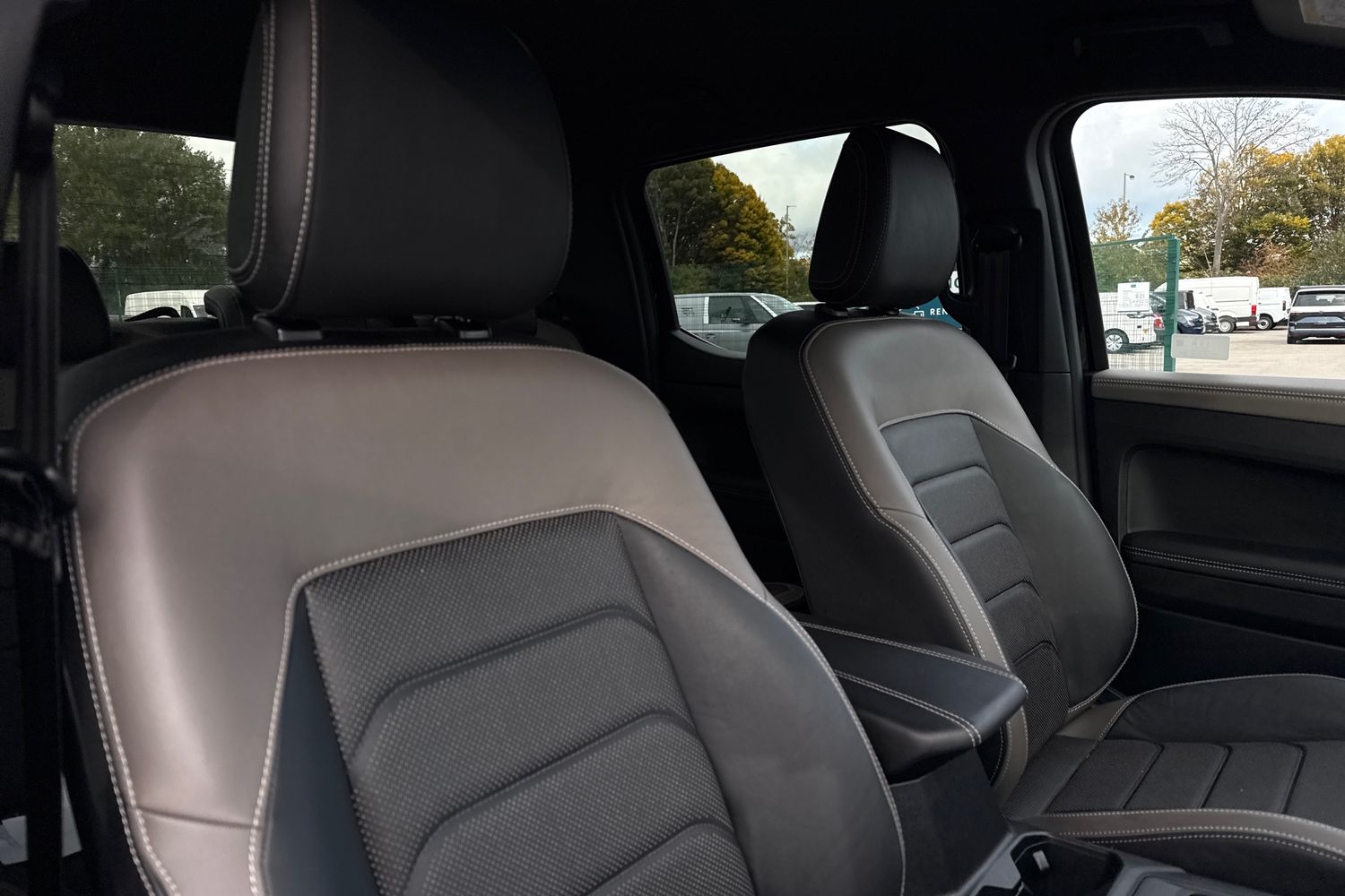 Used Volkswagen Amarok 2024 for sale - 76364659: Photo 23