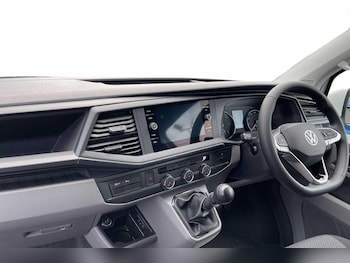 Used Volkswagen Transporter 2024 for sale - 76526965: Photo