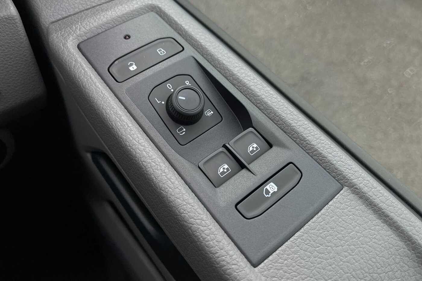 Used Volkswagen Transporter 2024 for sale - 76526965: Photo 31