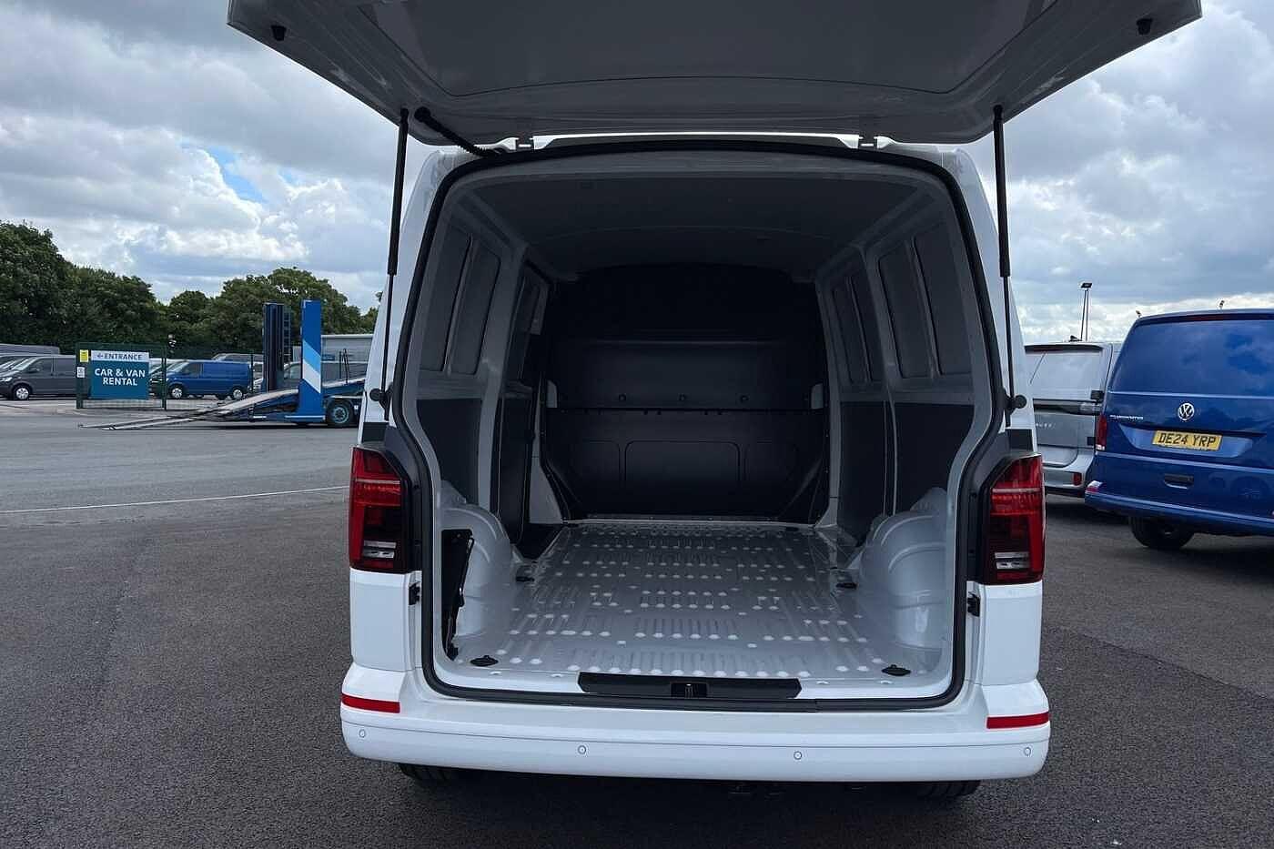 Used Volkswagen Transporter 2024 for sale - 76526965: Photo 9