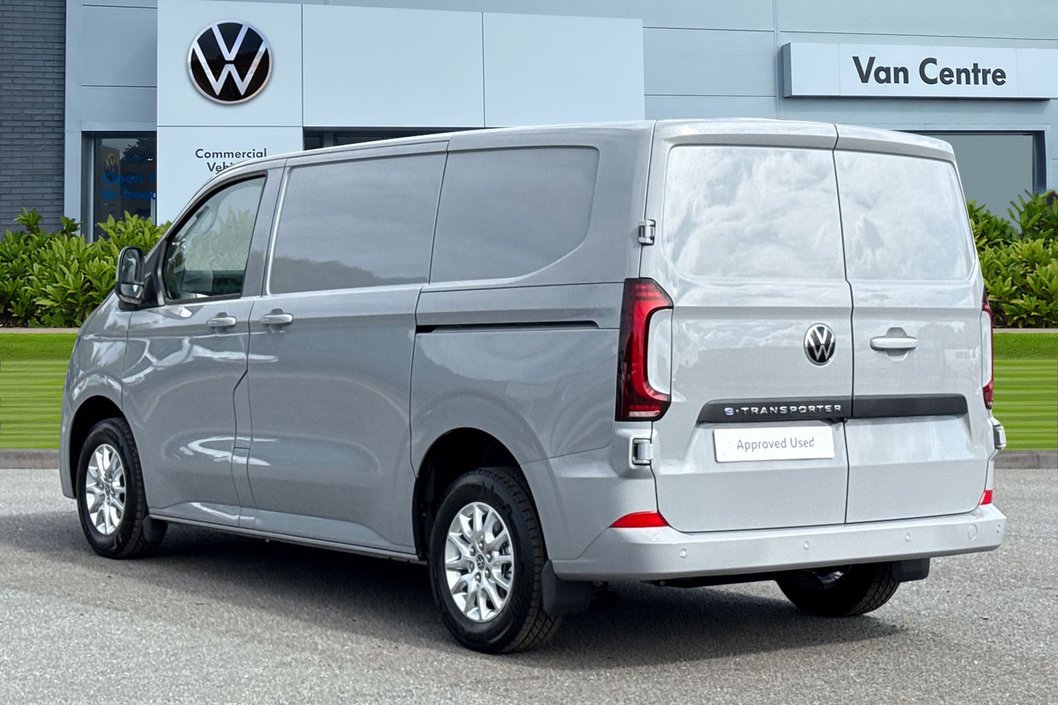 Used Volkswagen Transporter 2025 for sale - 77834906: Photo 2