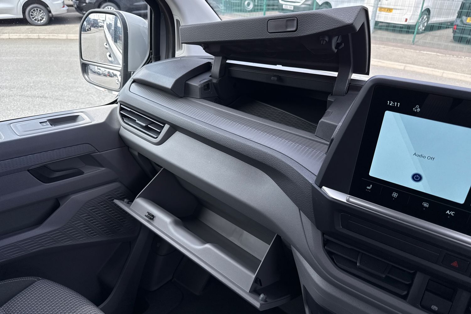 Used Volkswagen Transporter 2025 for sale - 77834906: Photo 38