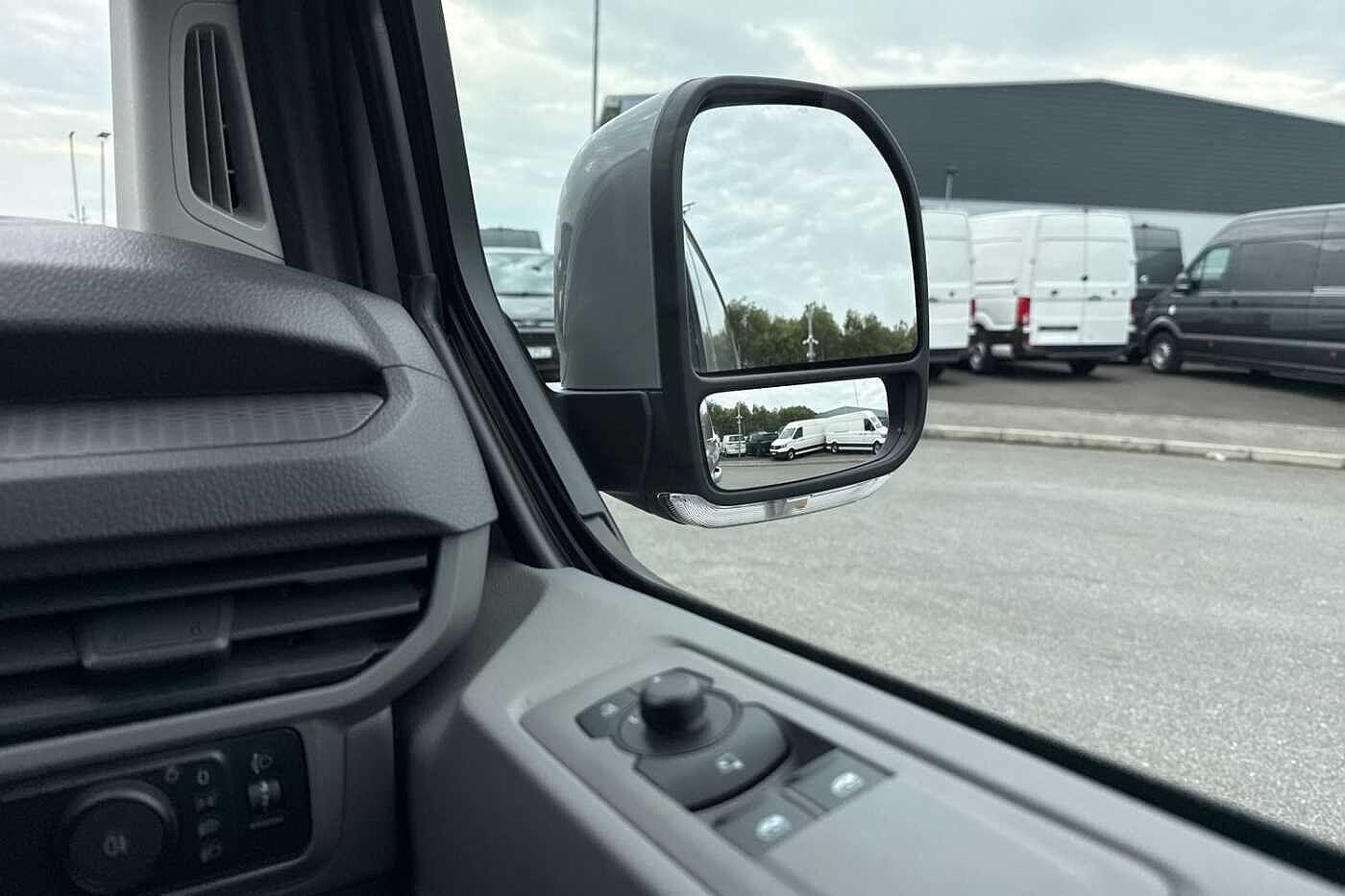 Used Volkswagen Transporter 2025 for sale - 76495168: Photo 17