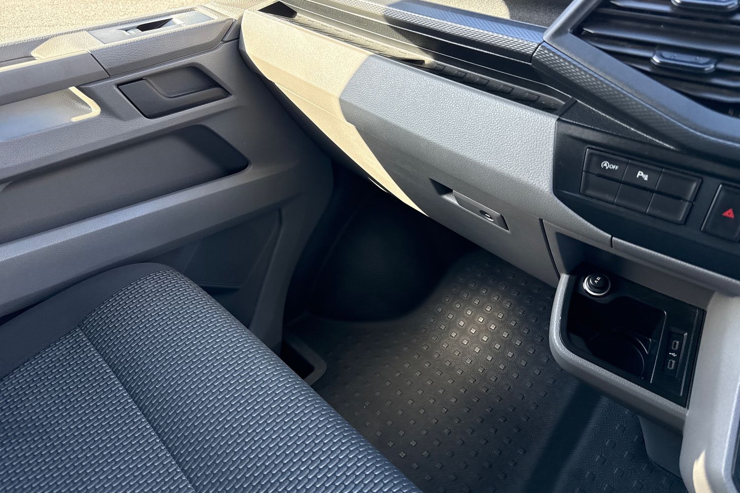 Used Volkswagen Transporter 2024 for sale - 76047271: Photo 20