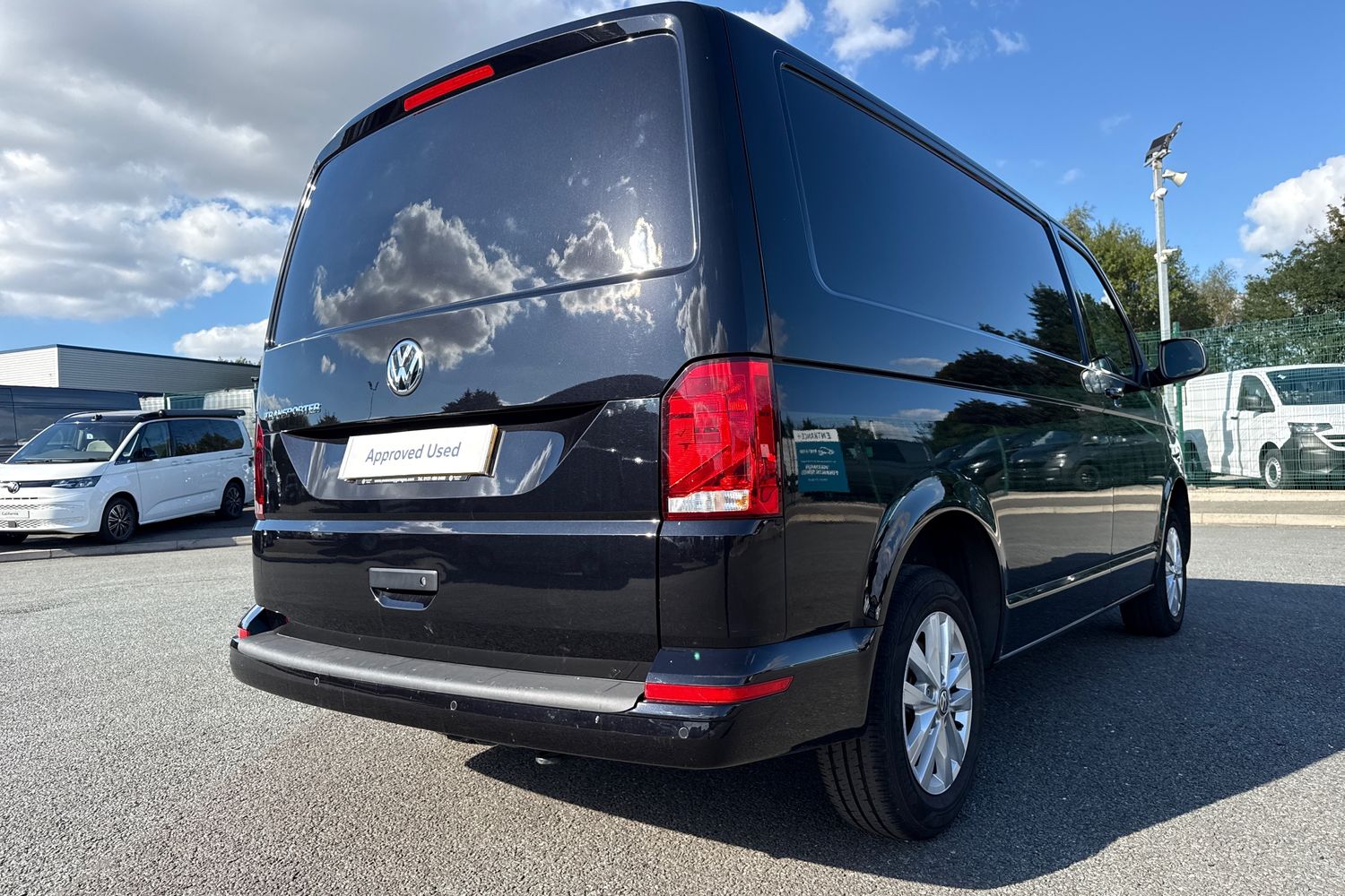 Used Volkswagen Transporter 2024 for sale - 76047271: Photo 30