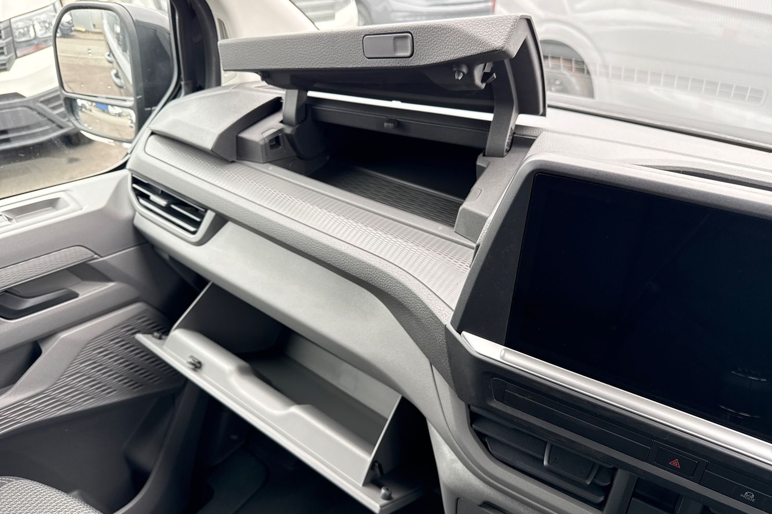 Used Volkswagen Transporter 2026 for sale - 78084198: Photo 31