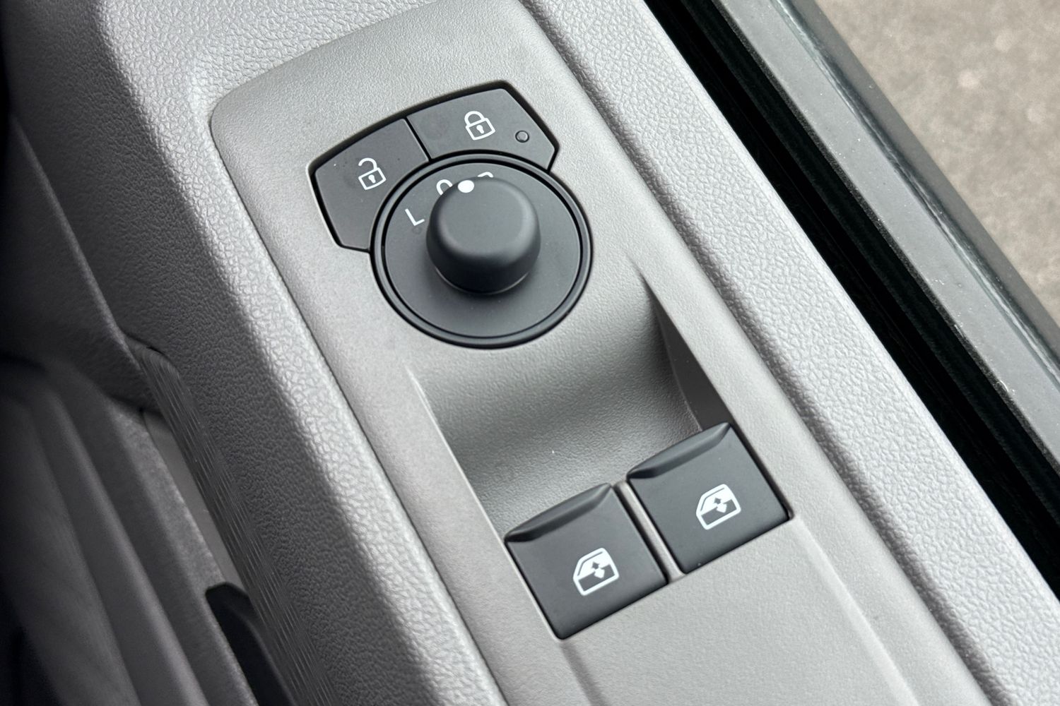 Used Volkswagen Transporter 2026 for sale - 78084198: Photo 35