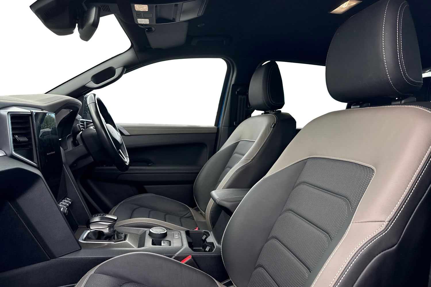 Used Volkswagen Amarok 2024 for sale - 77000800: Photo 16