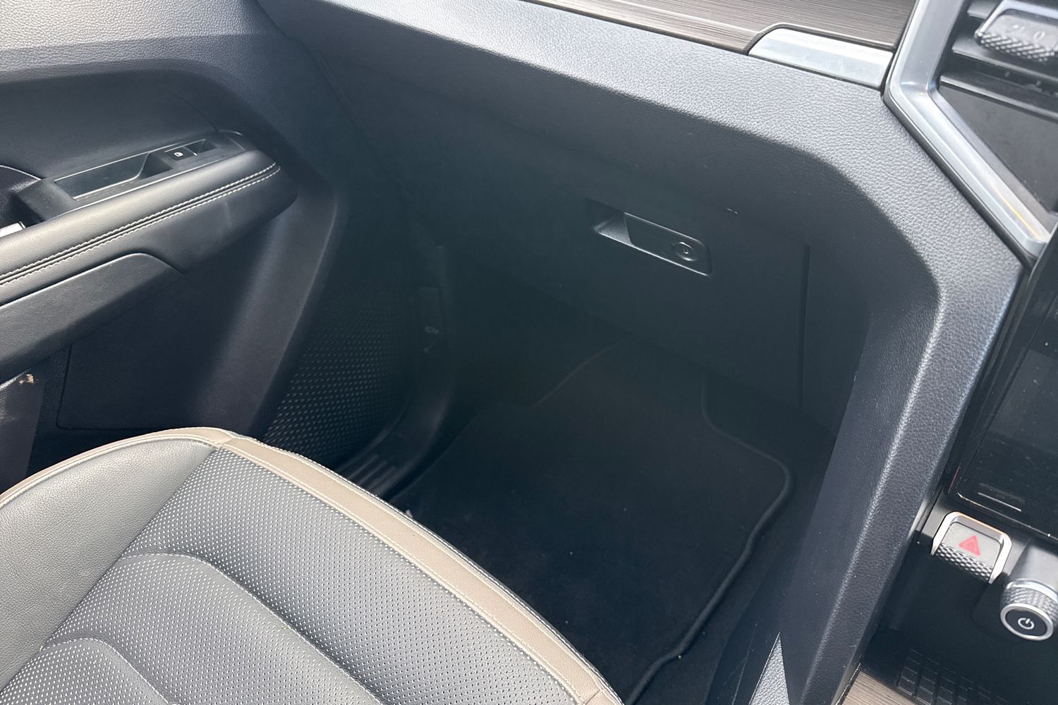 Used Volkswagen Amarok 2024 for sale - 77000800: Photo 20