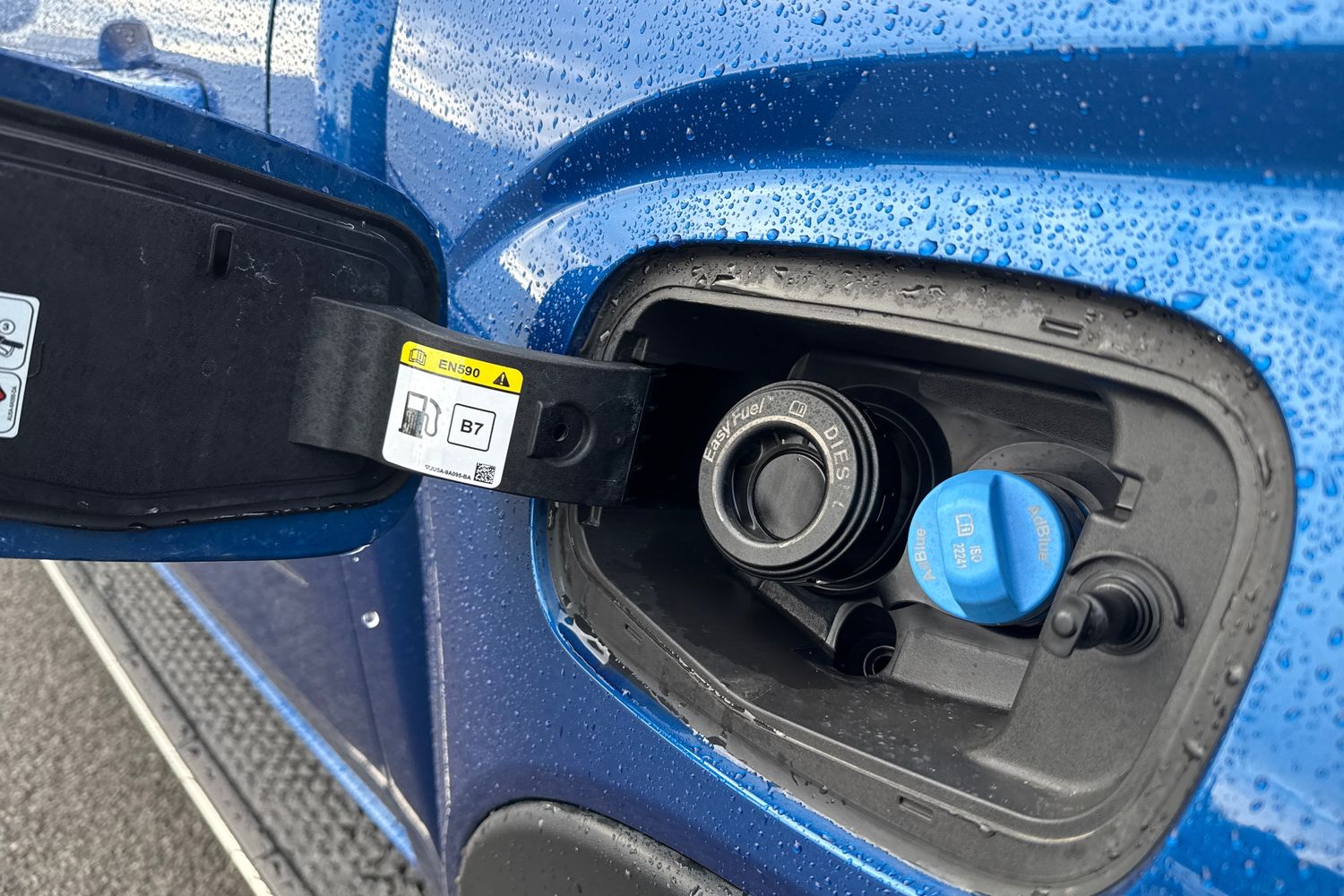 Used Volkswagen Amarok 2024 for sale - 77000800: Photo 25