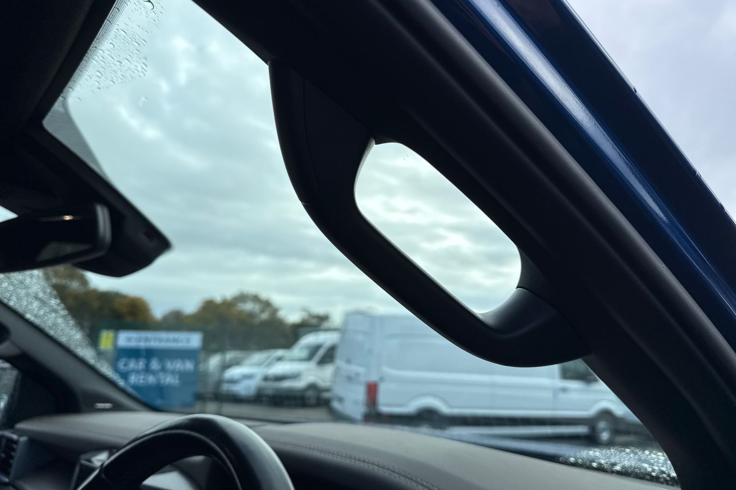 Used Volkswagen Amarok 2024 for sale - 77000800: Photo 38