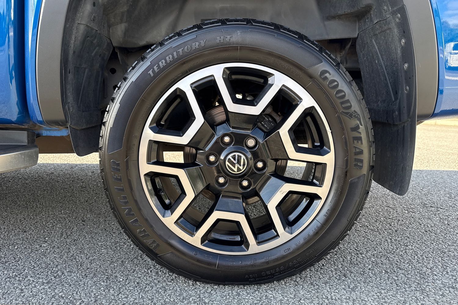 Used Volkswagen Amarok 2024 for sale - 76128472: Photo 11