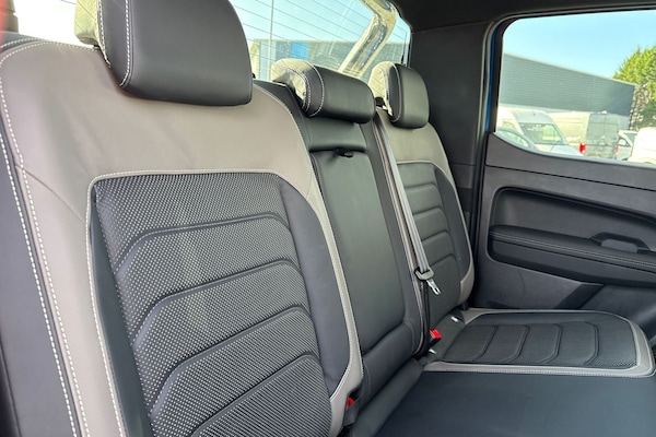 Used Volkswagen Amarok 2024 for sale - 76128472: Photo 18