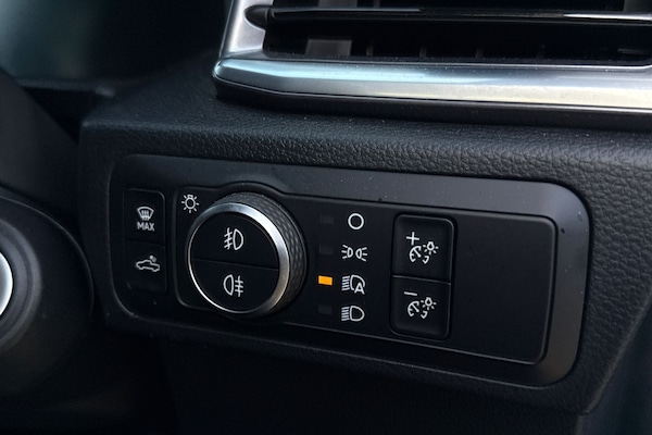 Used Volkswagen Amarok 2024 for sale - 76128472: Photo 37