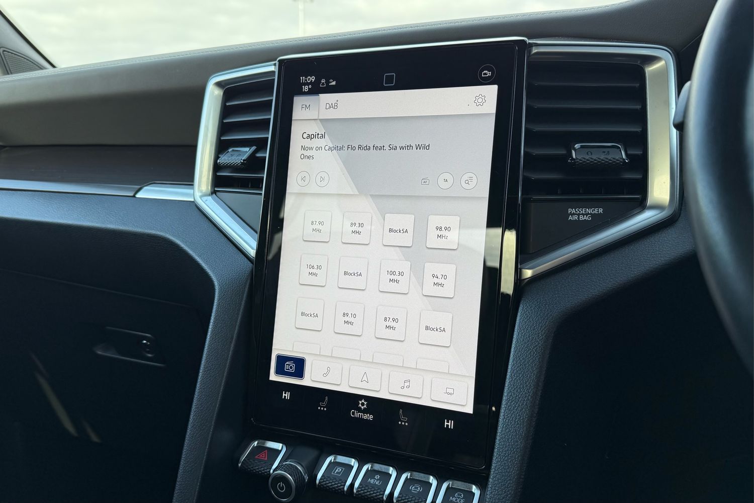 Used Volkswagen Amarok 2024 for sale - 76128472: Photo 50