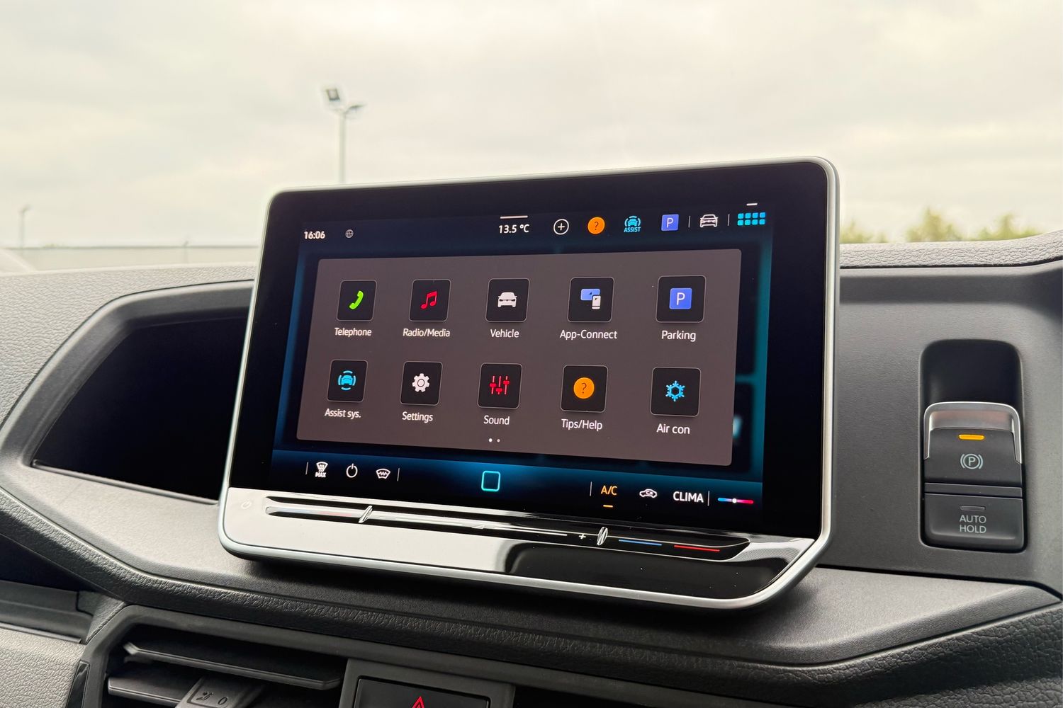 Used Volkswagen Crafter 2025 for sale - 76985234: Photo 48