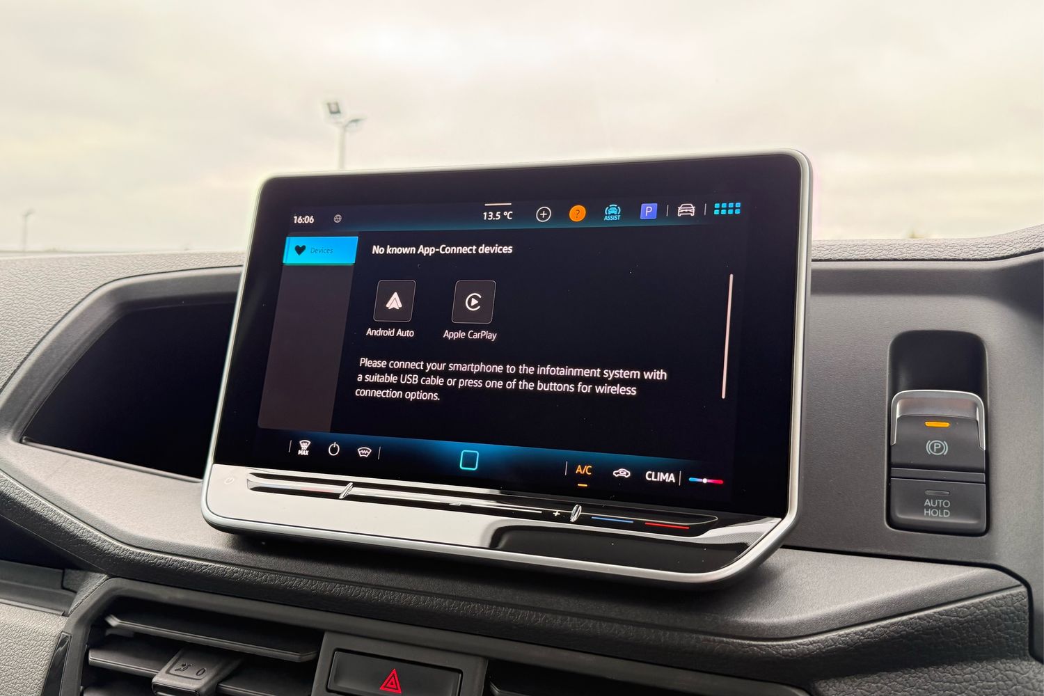 Used Volkswagen Crafter 2025 for sale - 76985234: Photo 52