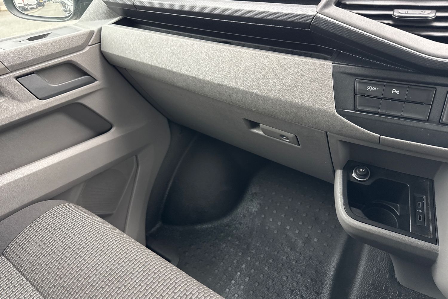 Used Volkswagen Transporter 2024 for sale - 77037326: Photo 19