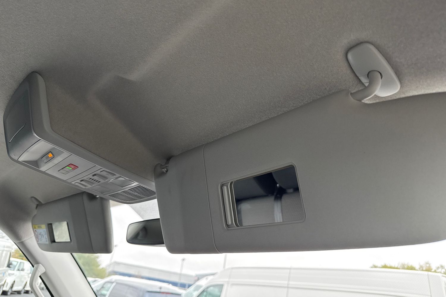 Used Volkswagen Transporter 2024 for sale - 77037326: Photo 45