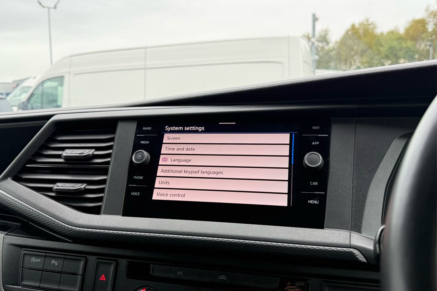 Used Volkswagen Transporter 2024 for sale - 77037326: Photo 54