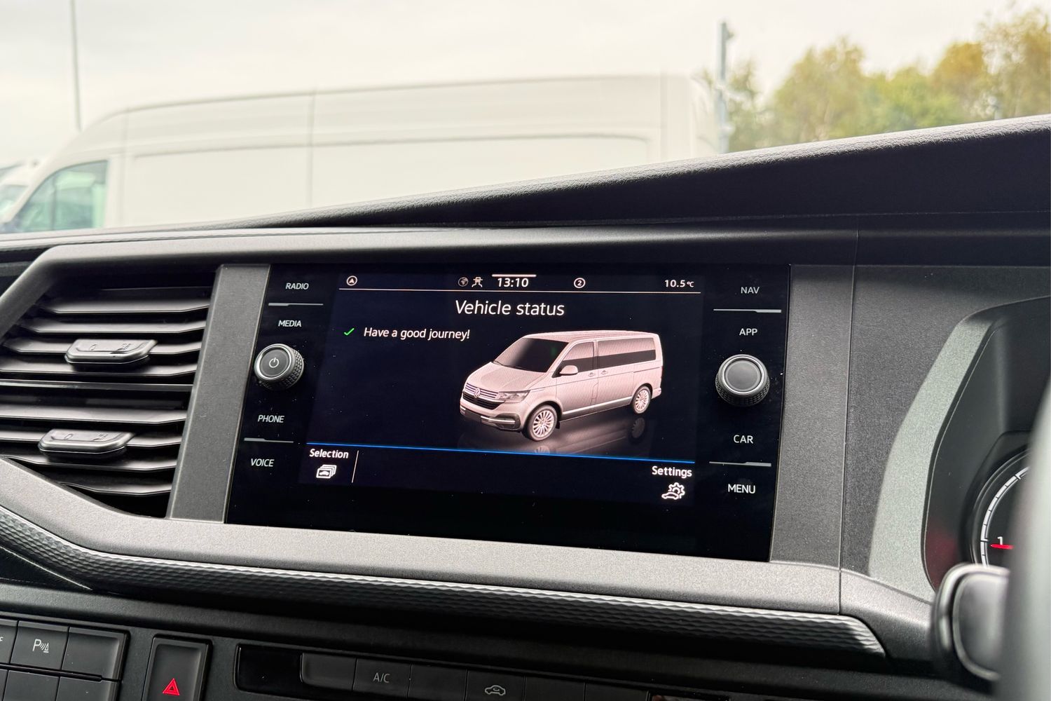 Used Volkswagen Transporter 2024 for sale - 77037326: Photo 55