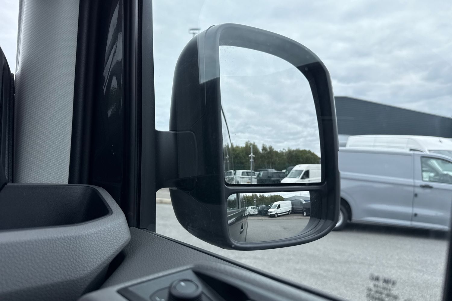 Used Volkswagen Crafter 2025 for sale - 76090148: Photo 20