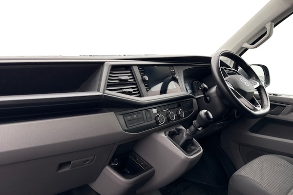 Used Volkswagen Transporter 2024 for sale - 76272469: Photo 14