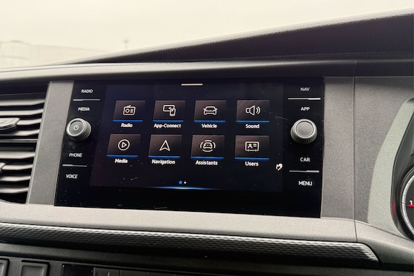 Used Volkswagen Transporter 2024 for sale - 76272469: Photo 16