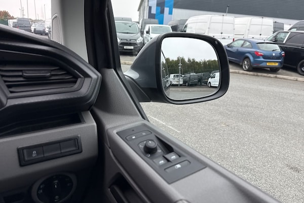 Used Volkswagen Transporter 2024 for sale - 76272469: Photo 20