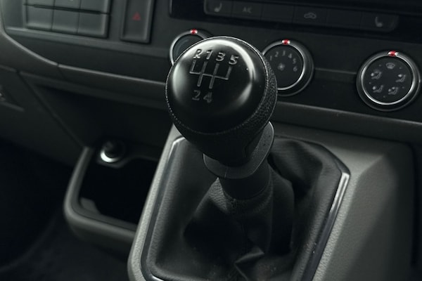Used Volkswagen Transporter 2024 for sale - 76272469: Photo 22
