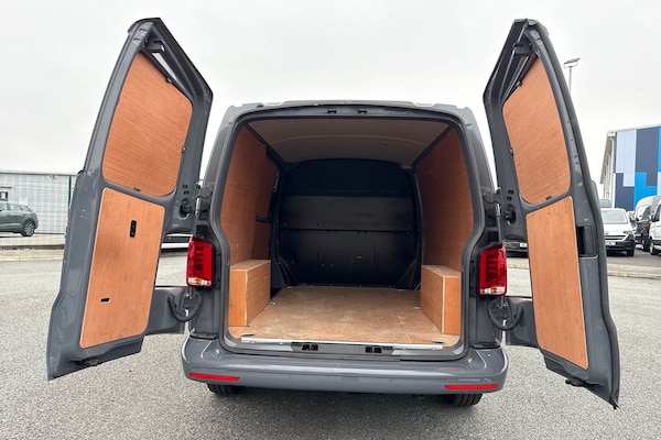 Used Volkswagen Transporter 2024 for sale - 76272469: Photo 6