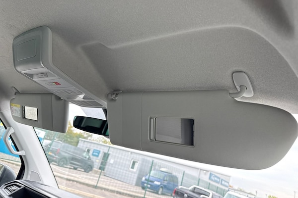 Used Volkswagen Transporter 2024 for sale - 76224692: Photo 38