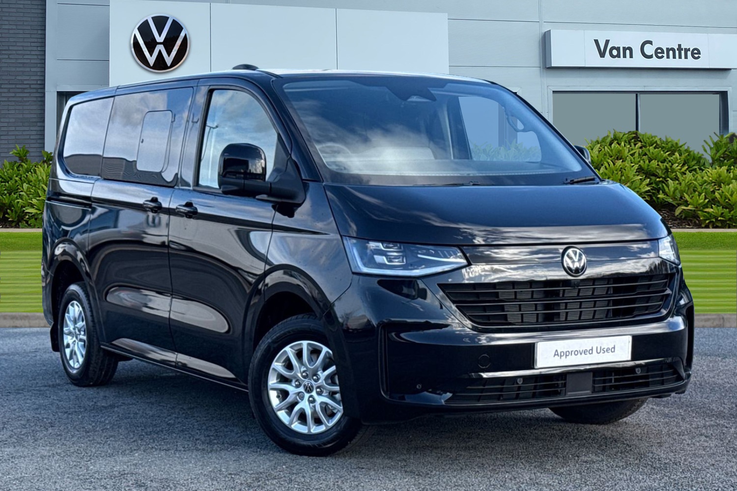 Used Volkswagen Transporter 2025 for sale - 78038153: Photo 1
