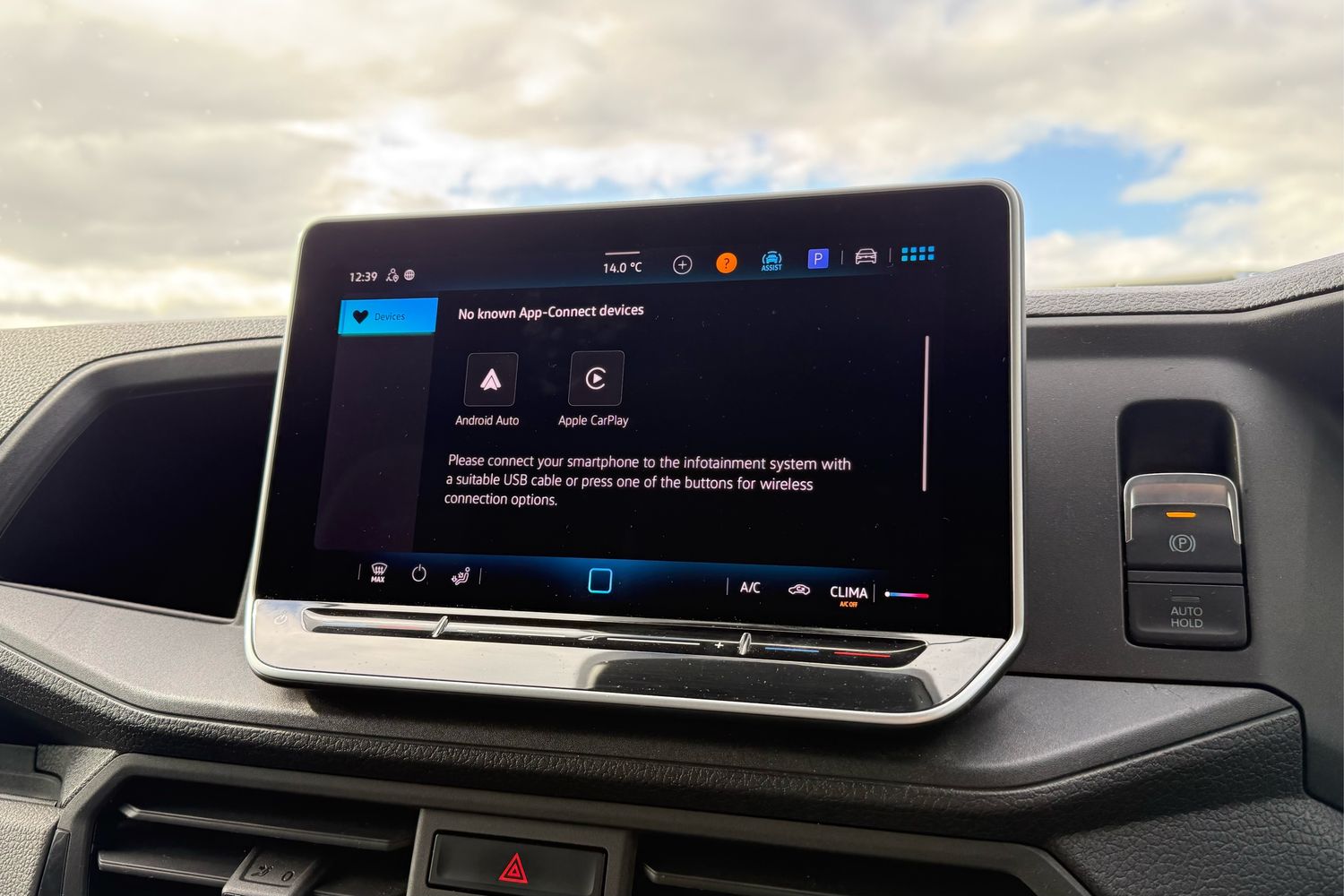 Used Volkswagen Crafter 2024 for sale - 77128920: Photo 48