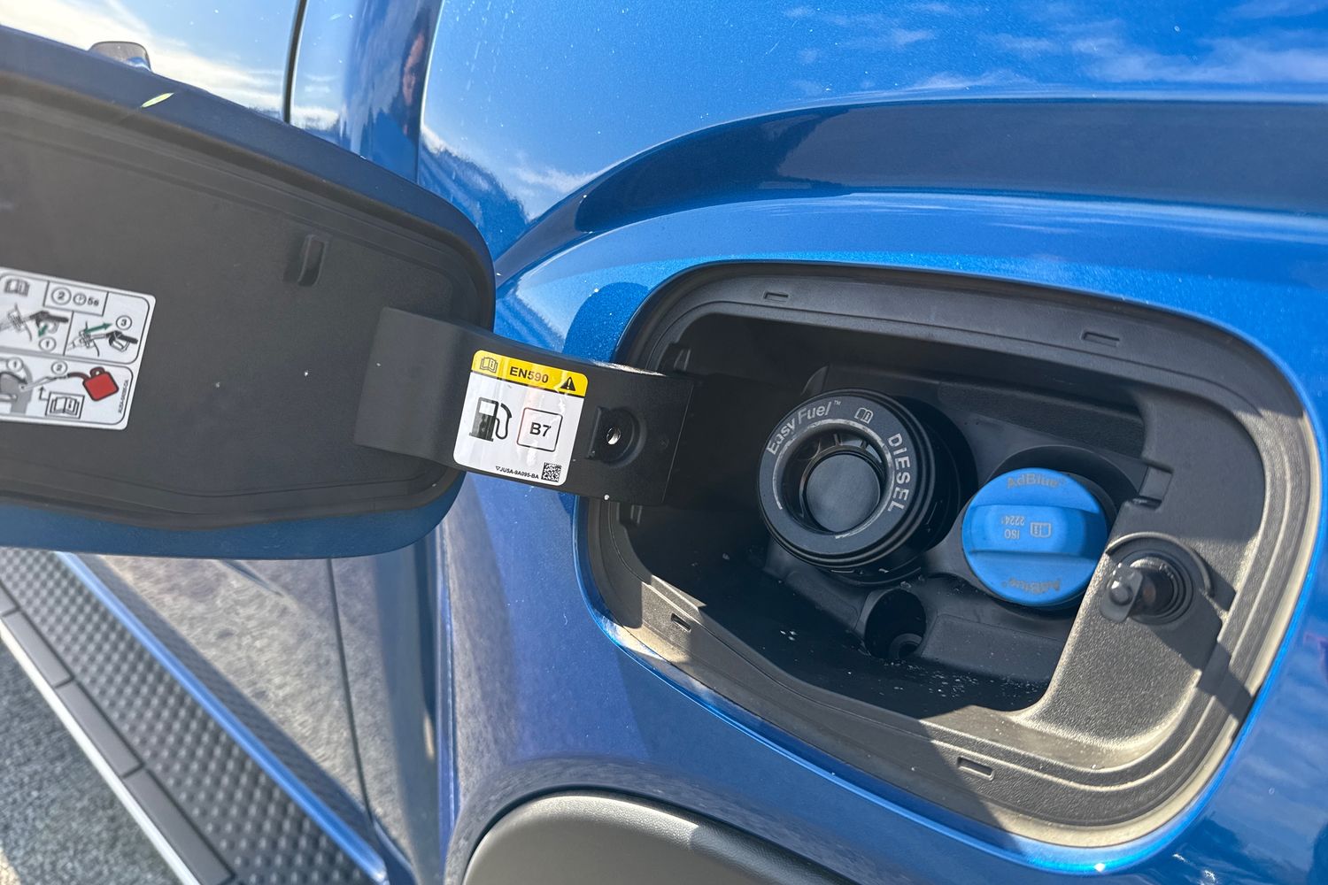 Used Volkswagen Amarok 2024 for sale - 76718532: Photo 25