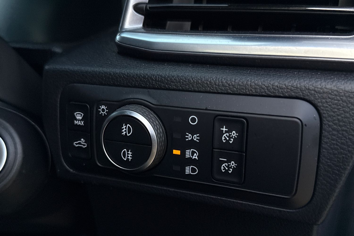 Used Volkswagen Amarok 2024 for sale - 76718532: Photo 38