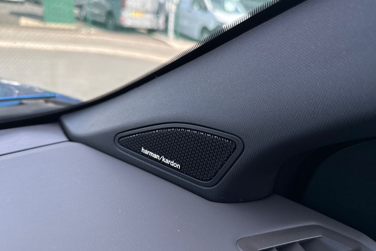 Used Volkswagen Amarok 2024 for sale - 76718532: Photo 43