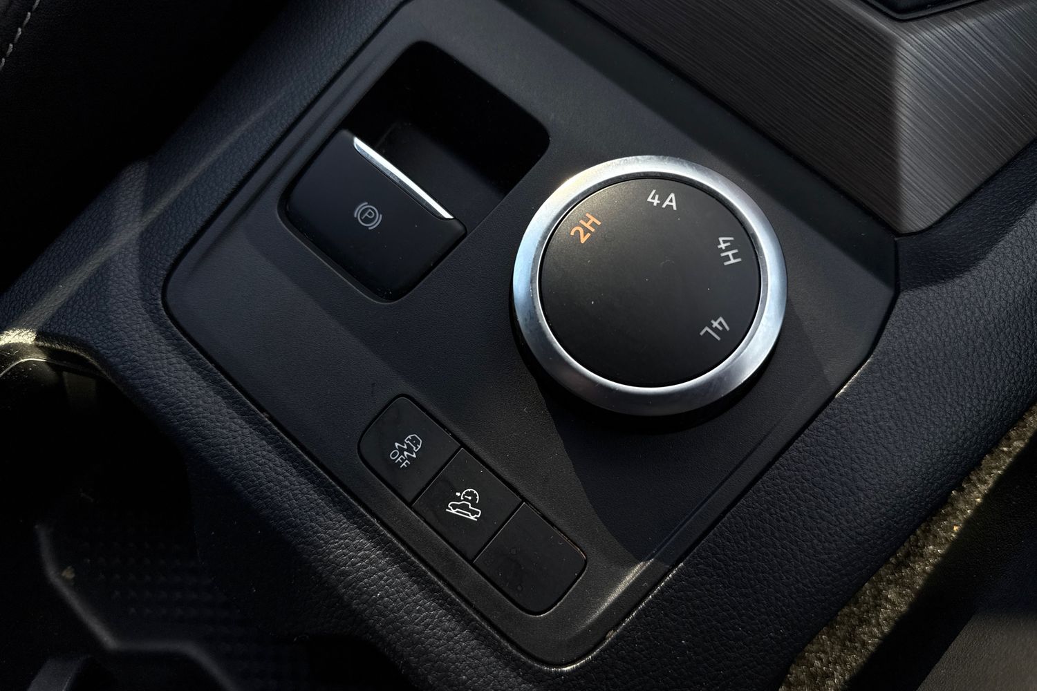 Used Volkswagen Amarok 2024 for sale - 76718532: Photo 44