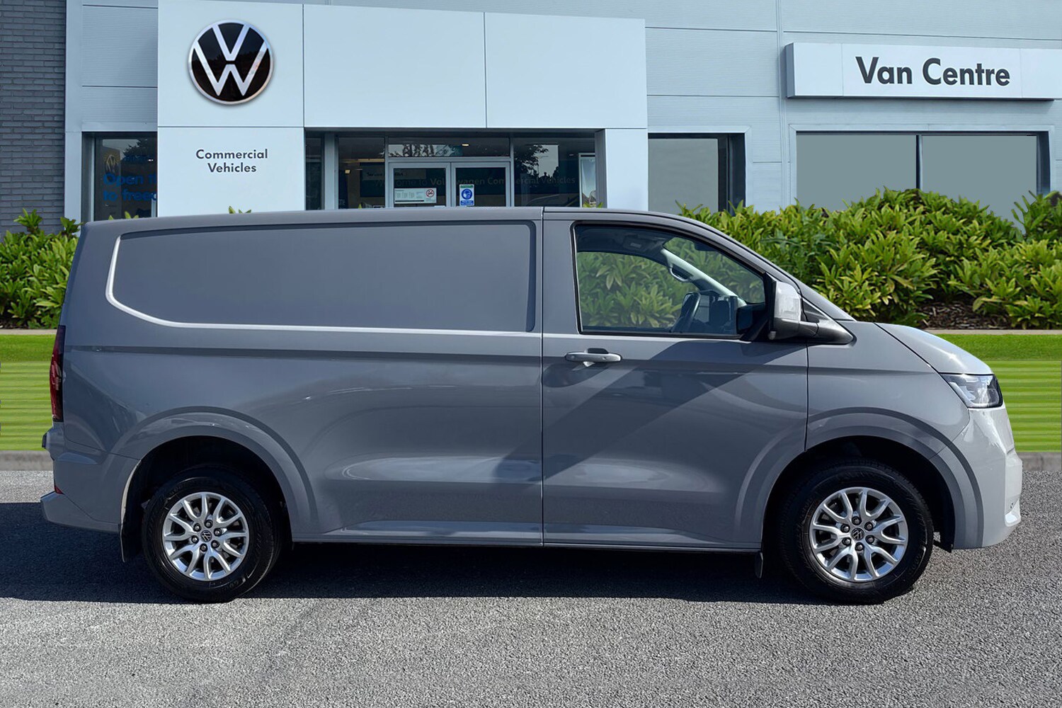 Used Volkswagen Transporter 2025 for sale - 77834780: Photo 3