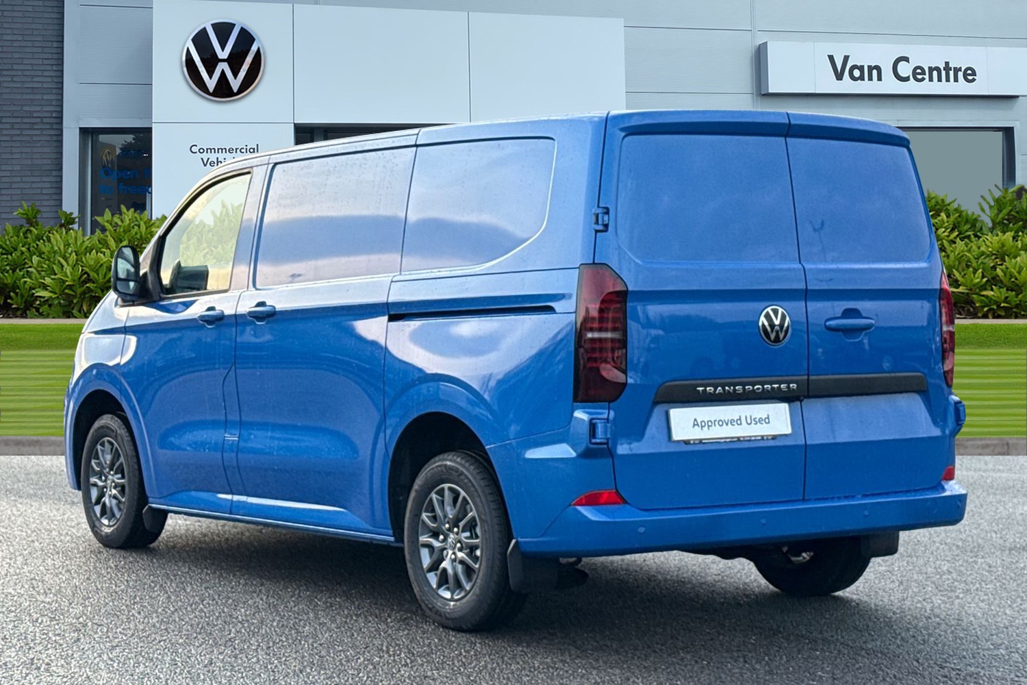 Used Volkswagen Transporter 2025 for sale - 77026499: Photo 2