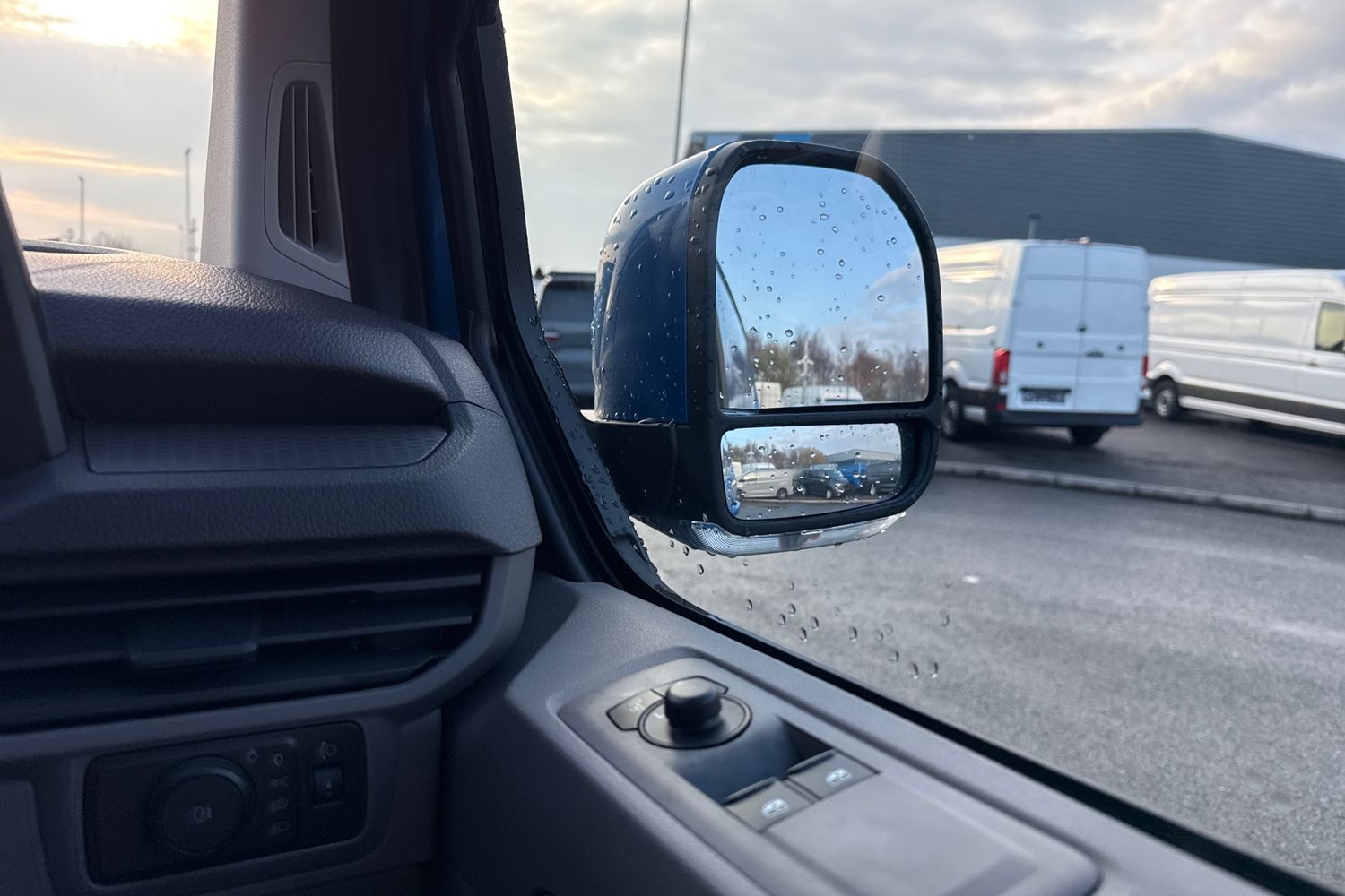 Used Volkswagen Transporter 2025 for sale - 77026499: Photo 20