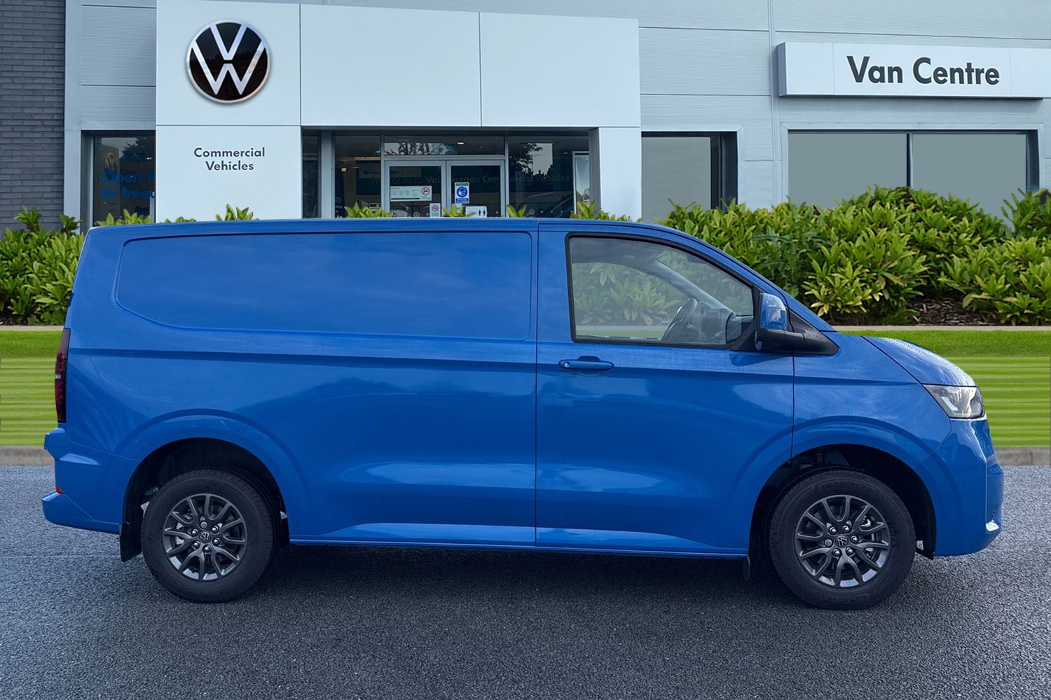 Used Volkswagen Transporter 2025 for sale - 77026499: Photo 3