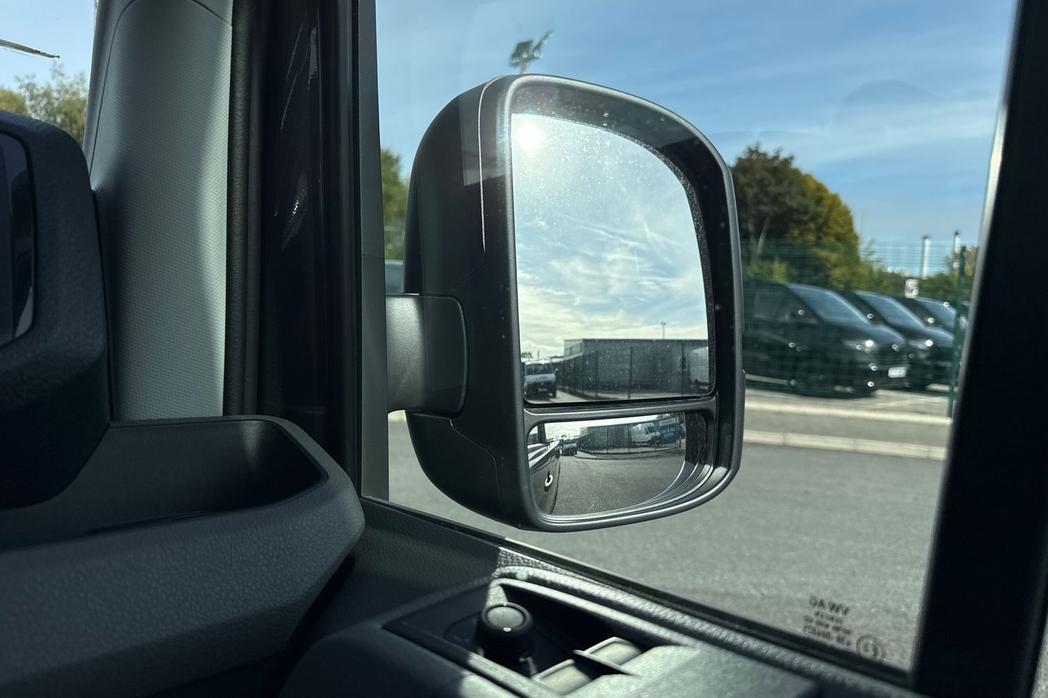 Used Volkswagen Crafter 2025 for sale - 76106866: Photo 20
