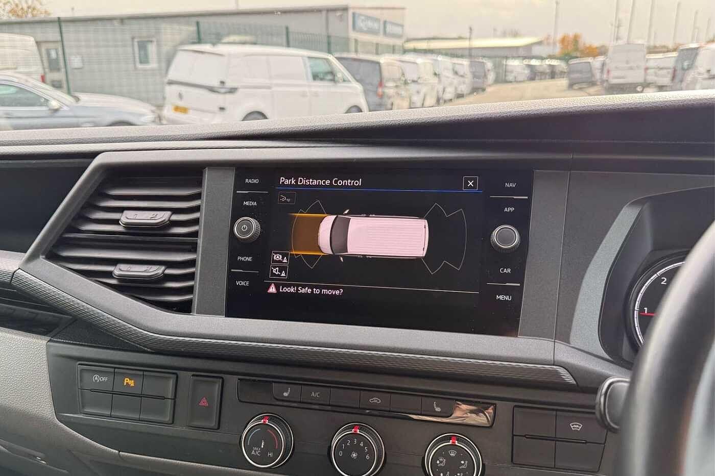 Used Volkswagen Transporter 2024 for sale - 76629975: Photo 50