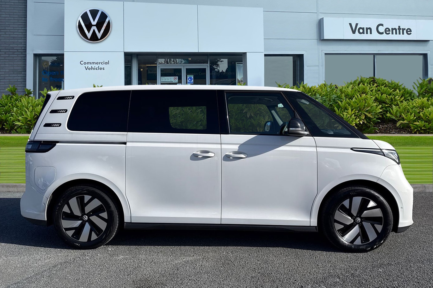 Used Volkswagen ID.Buzz 2023 for sale - 77742257: Photo 3