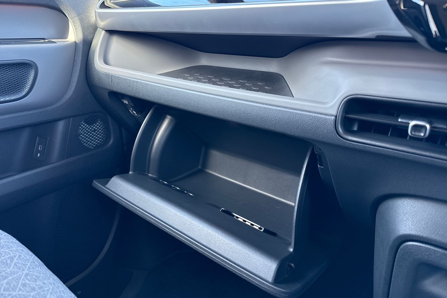 Used Volkswagen ID.Buzz 2023 for sale - 77742257: Photo 33