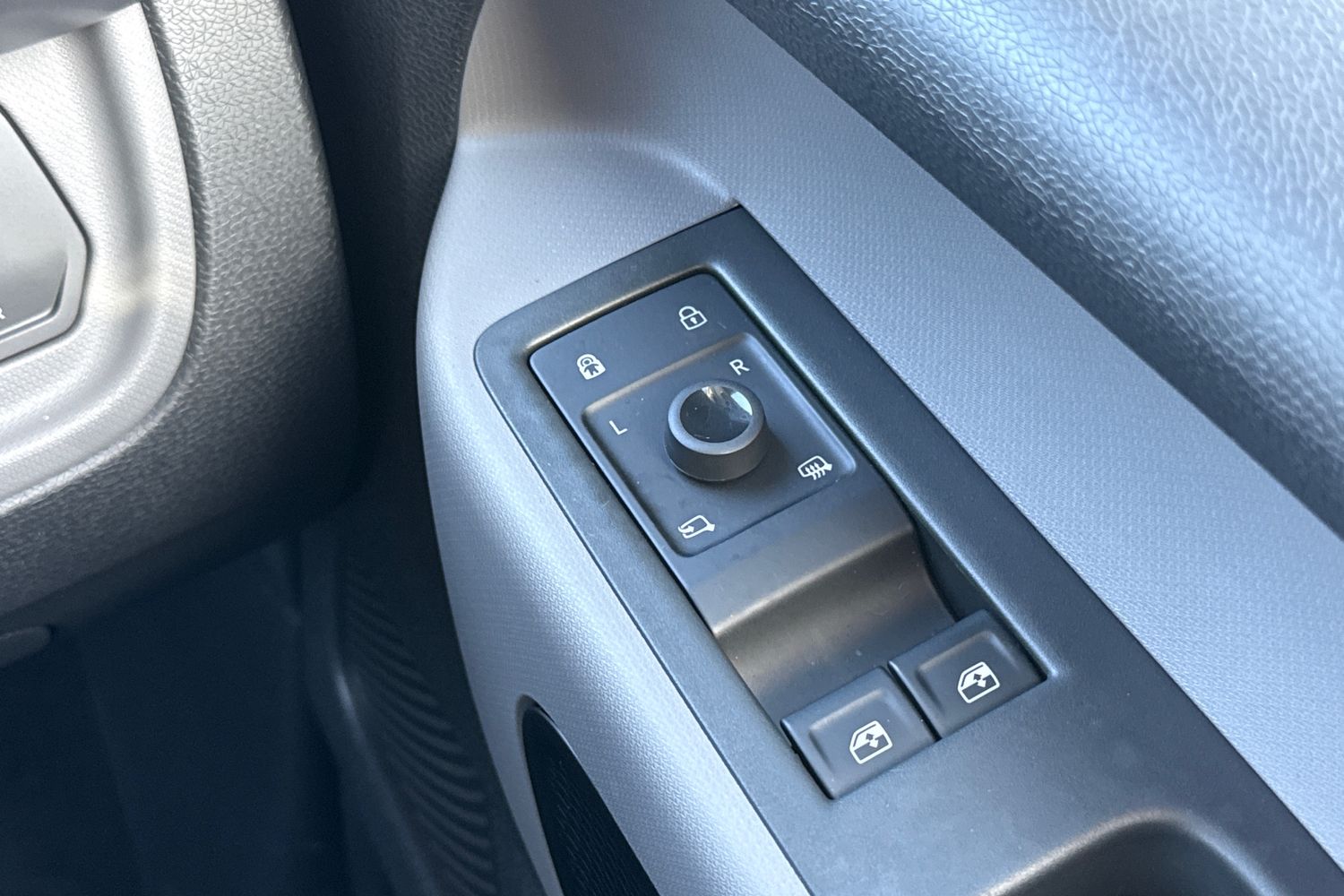 Used Volkswagen ID.Buzz 2023 for sale - 77742257: Photo 36