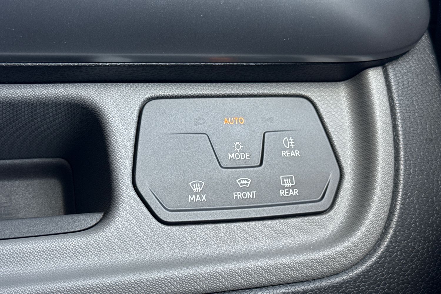 Used Volkswagen ID.Buzz 2023 for sale - 77742257: Photo 37