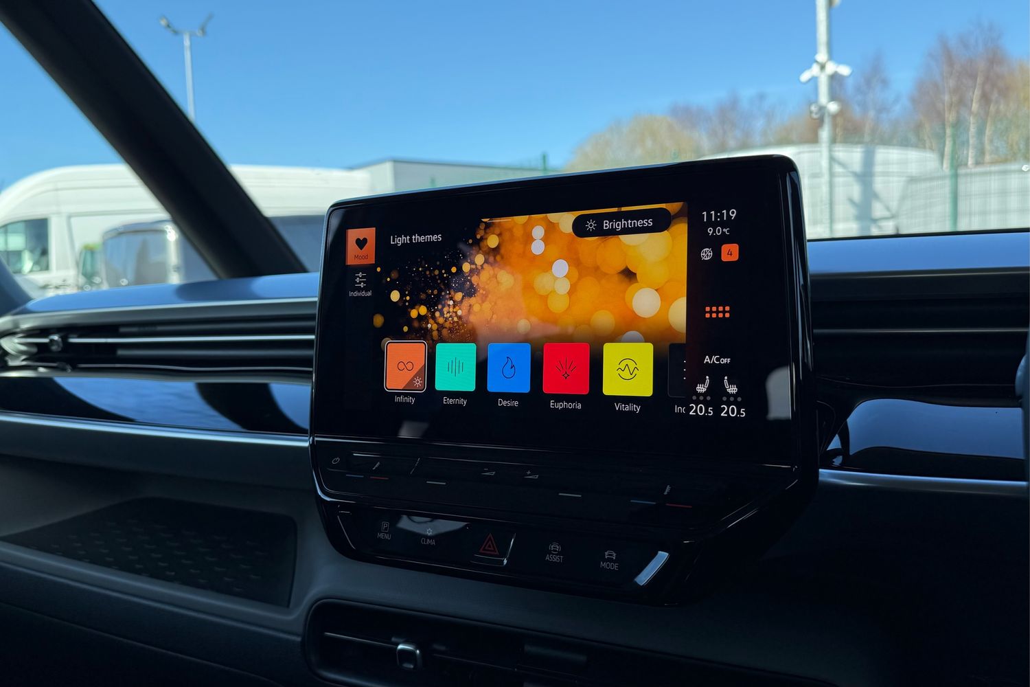 Used Volkswagen ID.Buzz 2023 for sale - 77742257: Photo 51