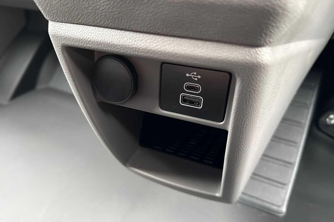 Used Volkswagen Transporter 2025 for sale - 77313094: Photo 35